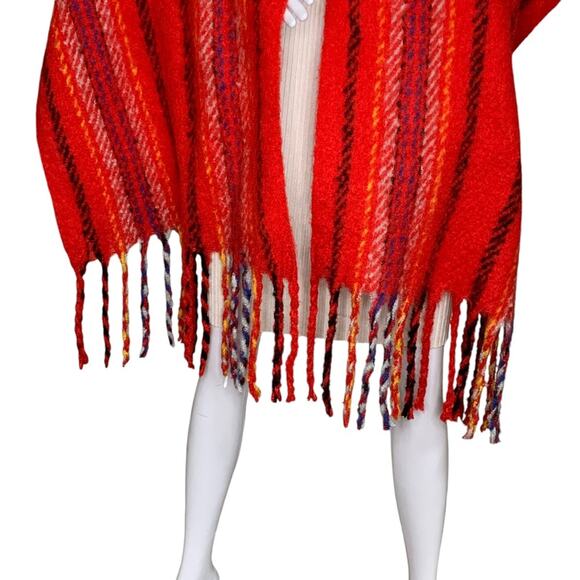 Modena NWT Fringe Scarf Blanket Plaid Red Black - Picture 9 of 13